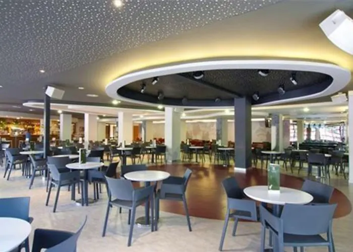 Отель Mercure