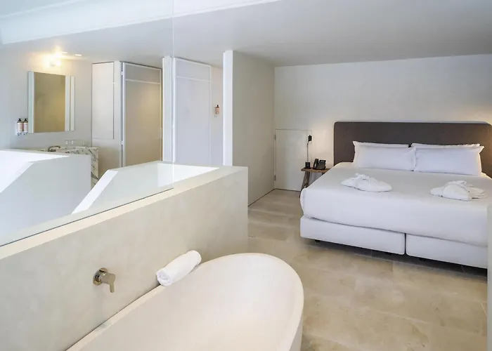 Mercure Hotel 4*